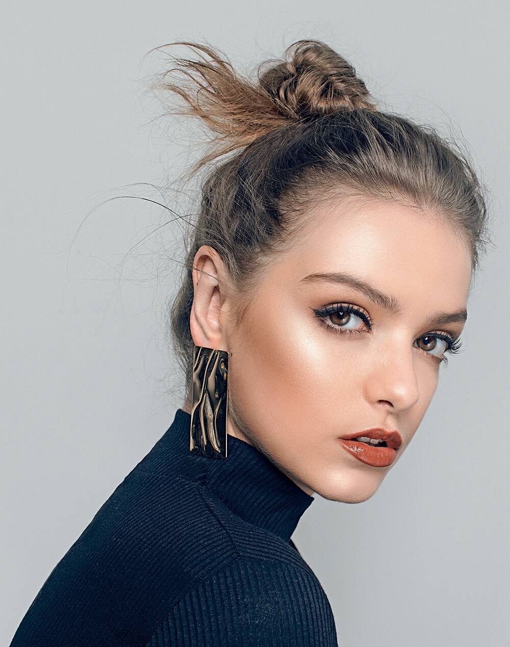 Bombshell Bun Bombshell Bun